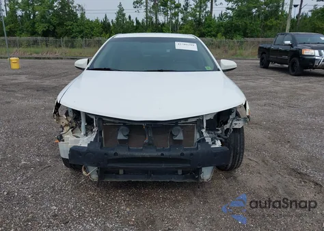 2013 Toyota Camry Le z USA, uszkodzony, nr VIN 4T4BF1FK7DR278724